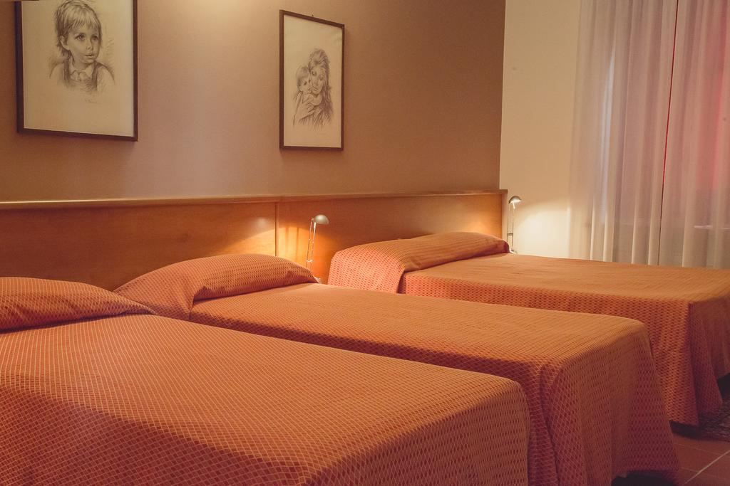 Hotel Rainero Асти Экстерьер фото